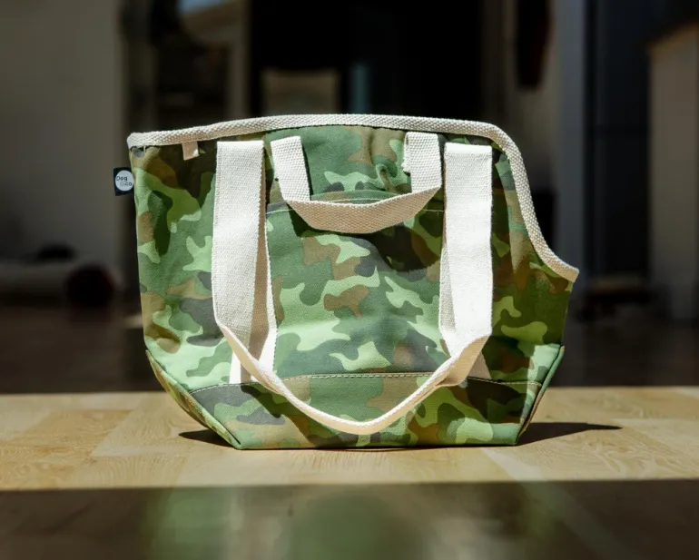 City Carrier Dog Bag in Size 2