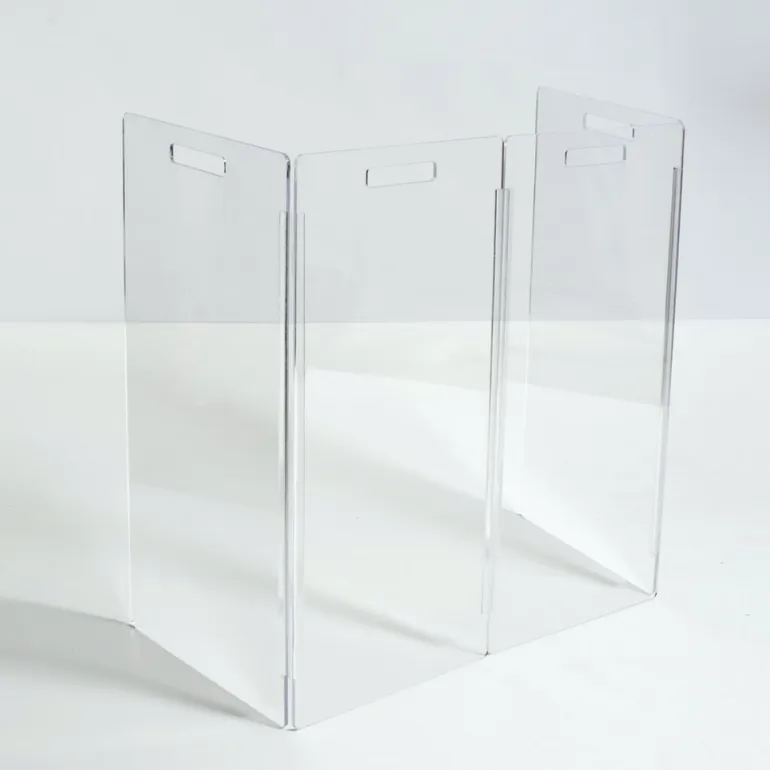 Clear Lucite Freestanding Zig-Zag Pet Gate (Made in the USA) (Direct-Ship)