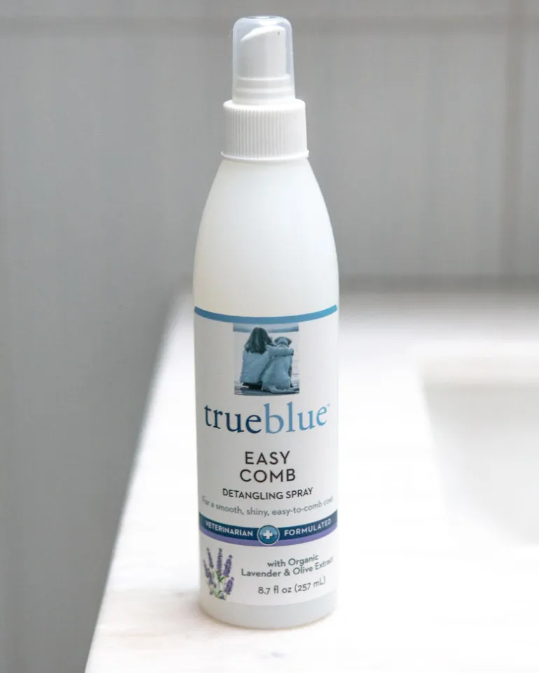 Easy Comb Detangling Dog Spray