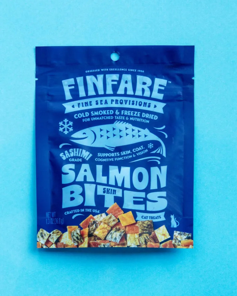 Freeze-Dried Salmon Skin Bites for Cats