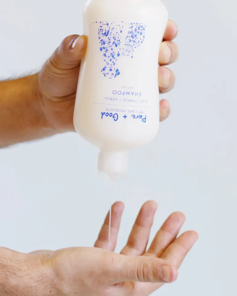 Hypoallergenic Shampoo For Dogs & Cats