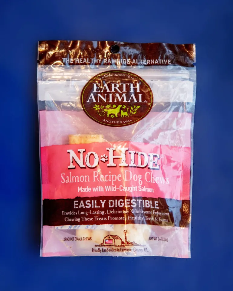 No-Hide Wholesome Dog Chew in Salmon