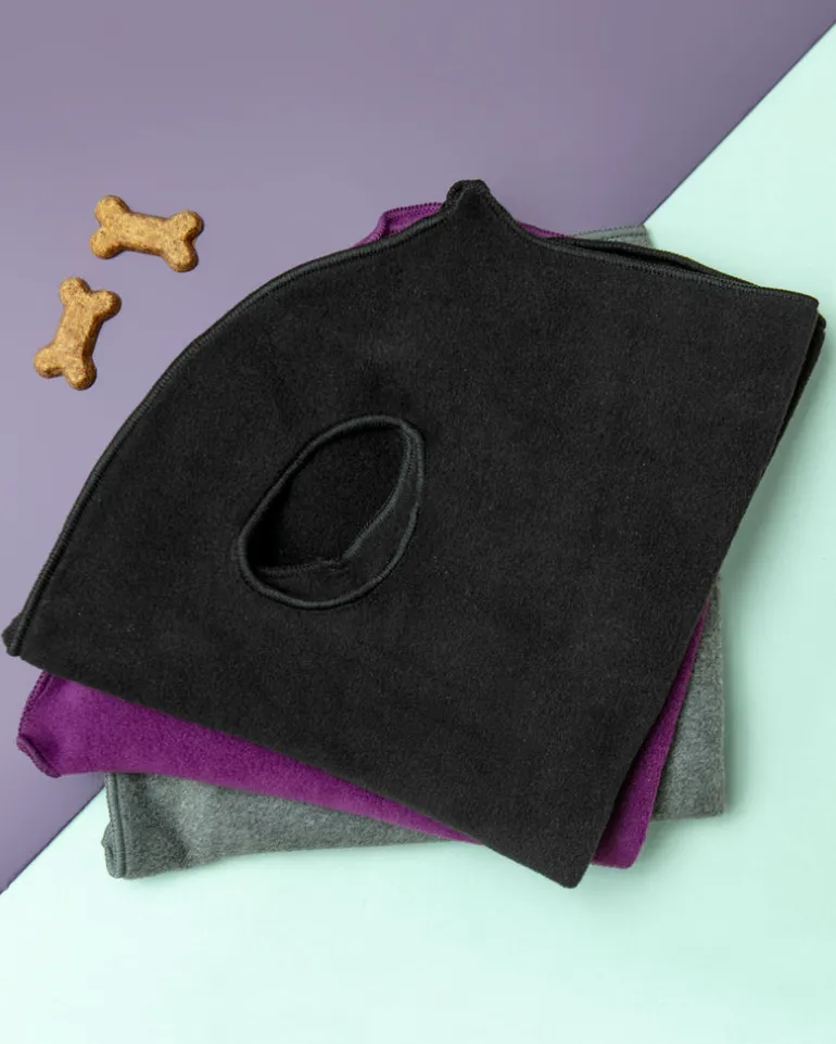 Pullover Stretch Dog Fleece in Black