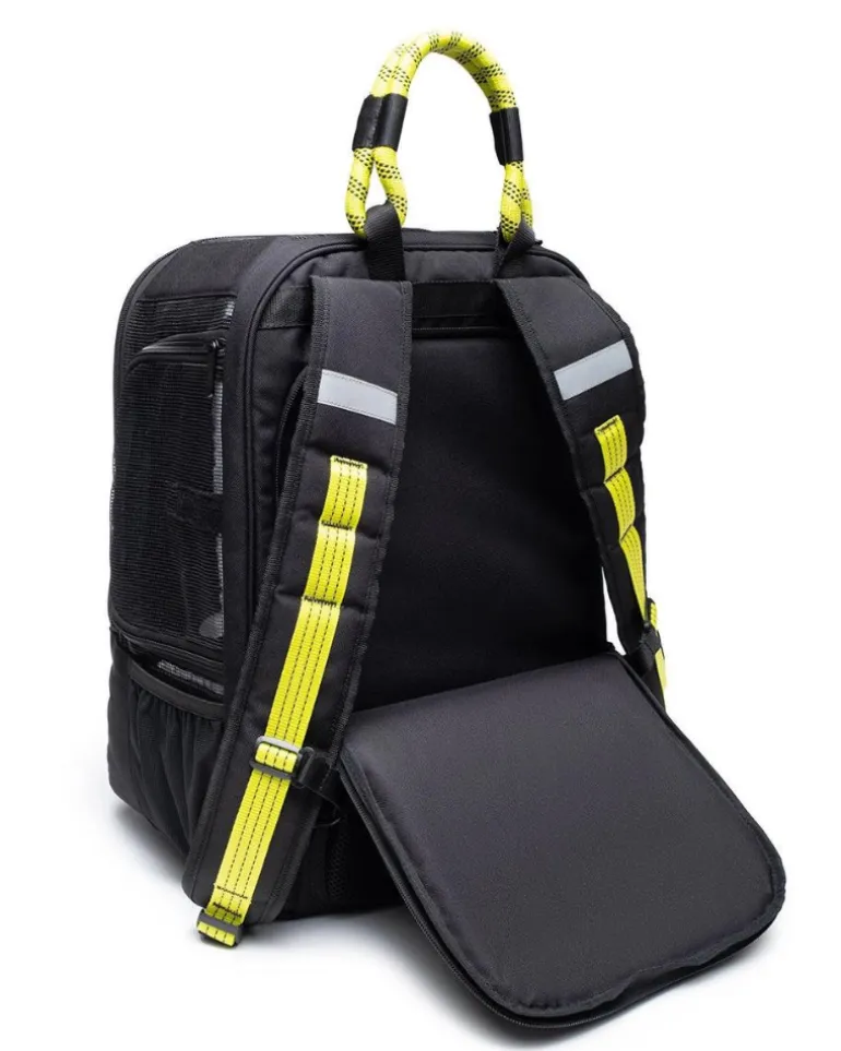 Ready-For-Adventure Pet Backpack in Black (Airline Compliant)