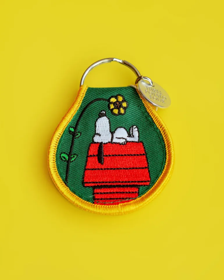 Snoopy Keychain in Doghouse Flower or Red Heart