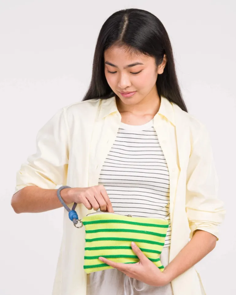 Super Stripe Knit Pupper Pouch