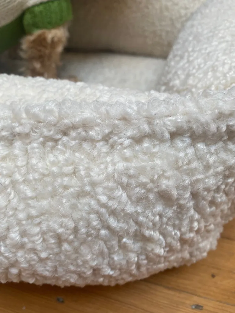 Urban Lounger in Ivory Sheepskin (Direct-Ship)